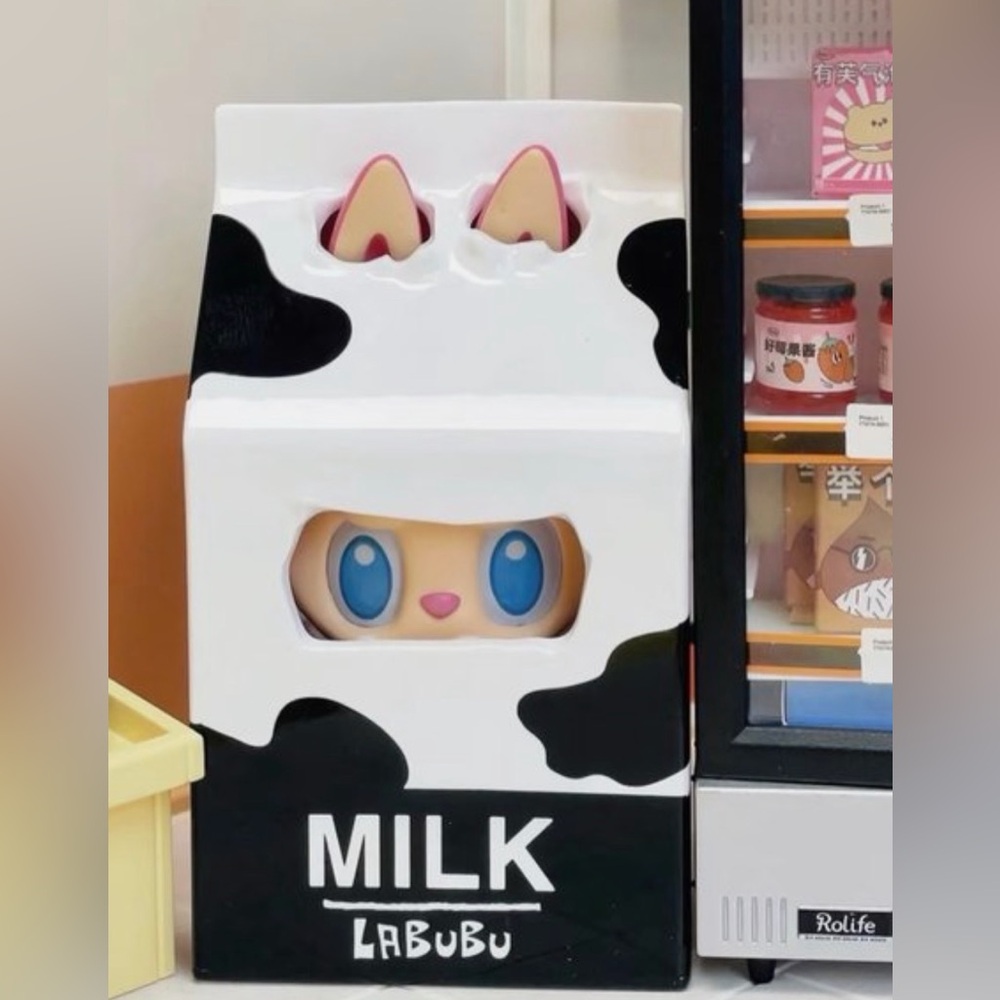 The Monsters “Wacky Mart Series” - Milk - Picture 1 of 2